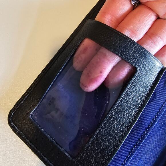 Juicy Couture Studded Black Leather Wallet - Picture 5 of 9